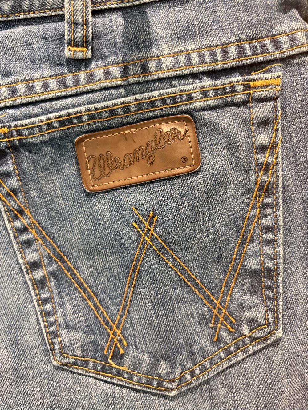Classic Wrangler 20X Competition Series Men's Blue Denim Jeans Mens size 34/32 - Picture 3 of 7